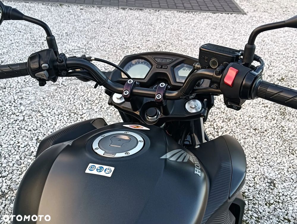 Honda CB - 30
