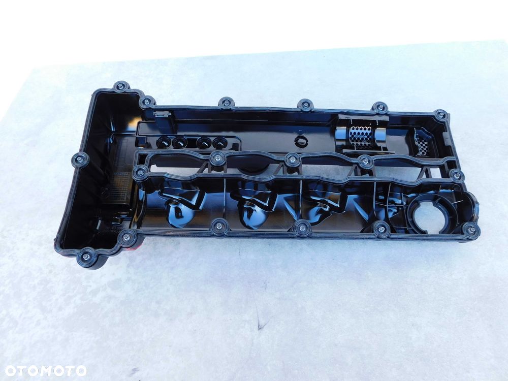 Mercedes Sprinter 906 2.2 cdi 651 pokrywa zaworów silnika Oryginał