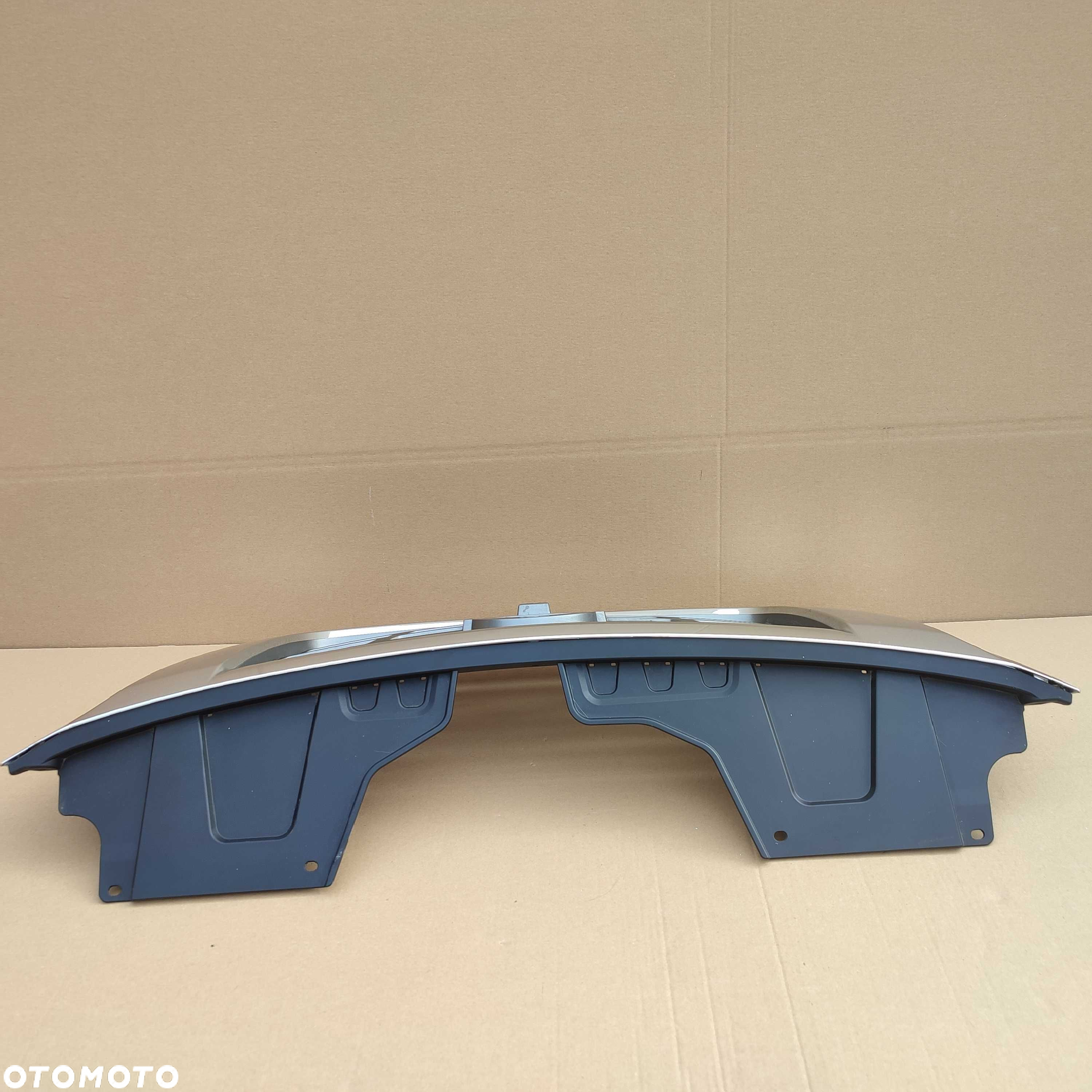 Nissan Navara NP300 D40 15-19 grill atrapa zderzaka chrom kratka - 4