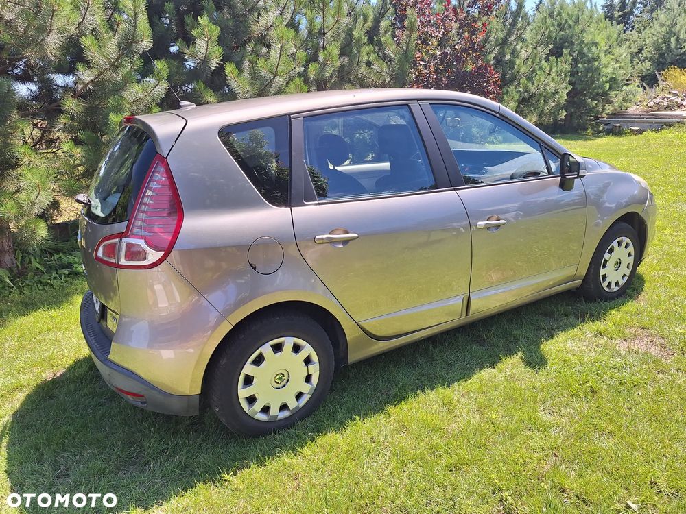 Renault Scenic 1.5 dCi Authentique - 2