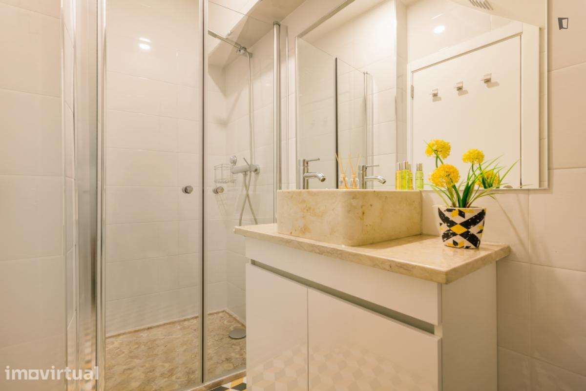 Apartamento com 1 quartos - localizado em Bairro Alto Lisbon - Grande imagem: 4/23