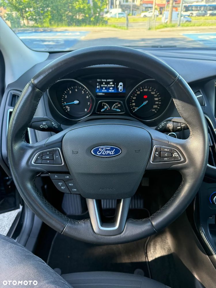 Ford Focus 1.0 EcoBoost Titanium - 12