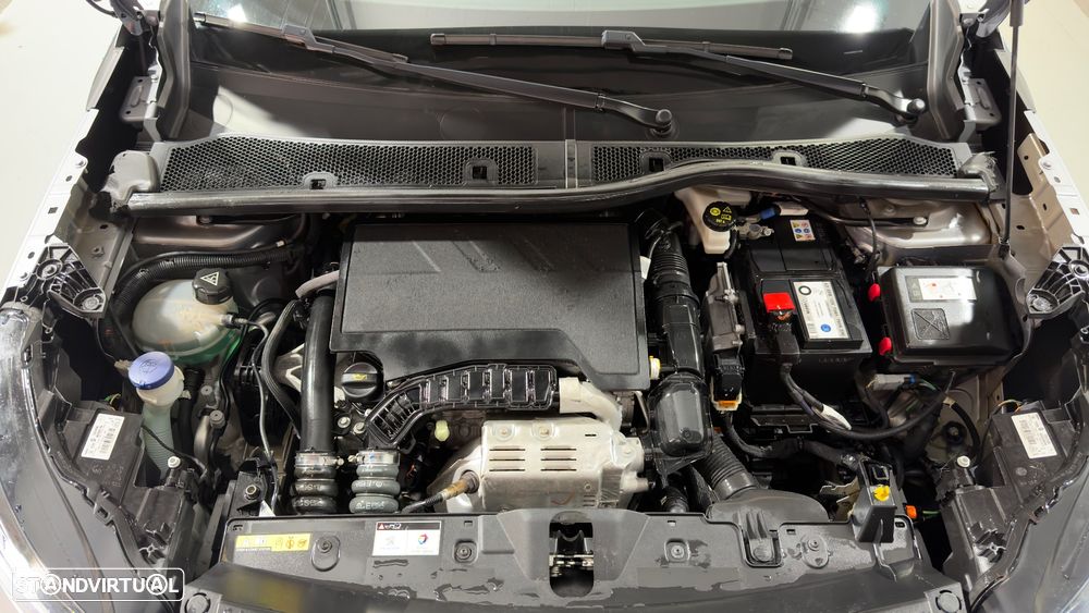 Peugeot 2008 Benzin 100 Style - 30