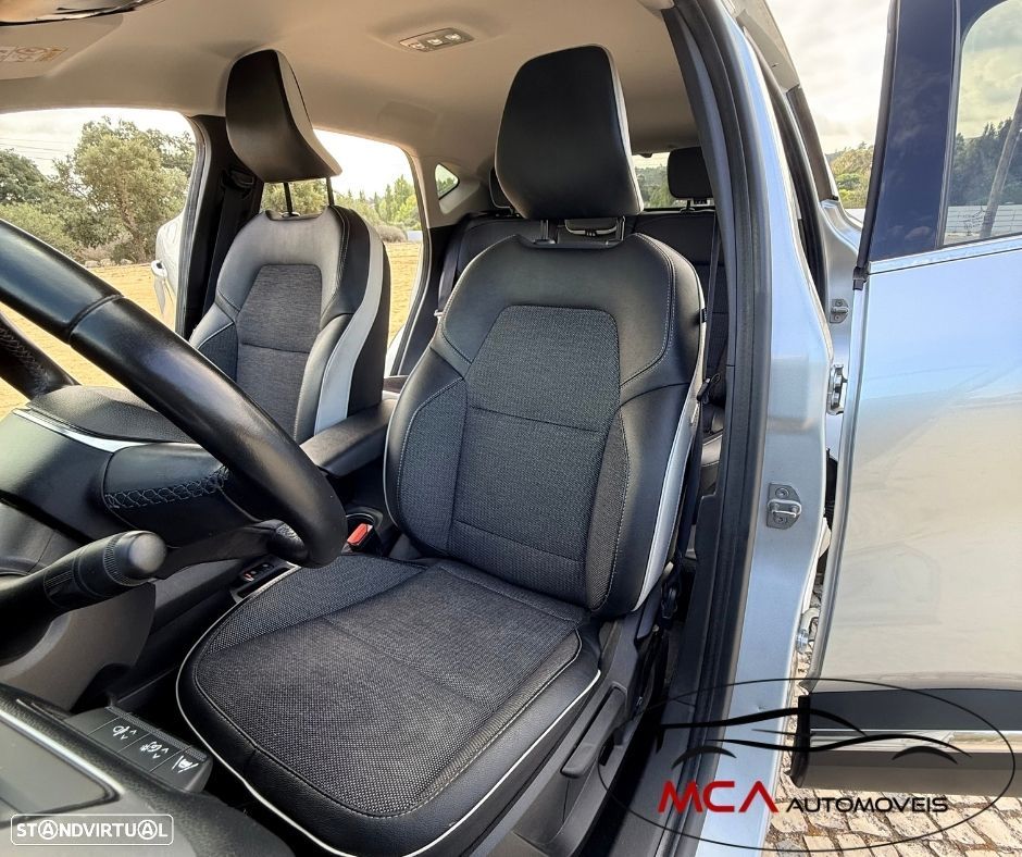 Renault Captur 1.0 TCe Techno - 30