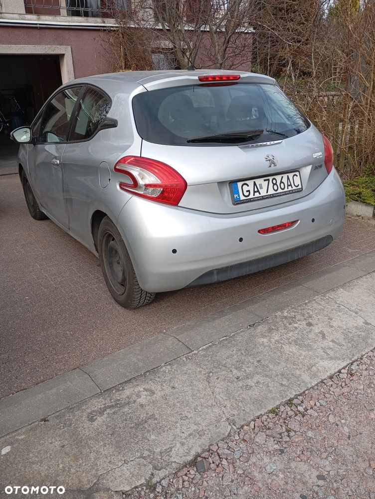 Peugeot 208 1.4 VTi Active - 4