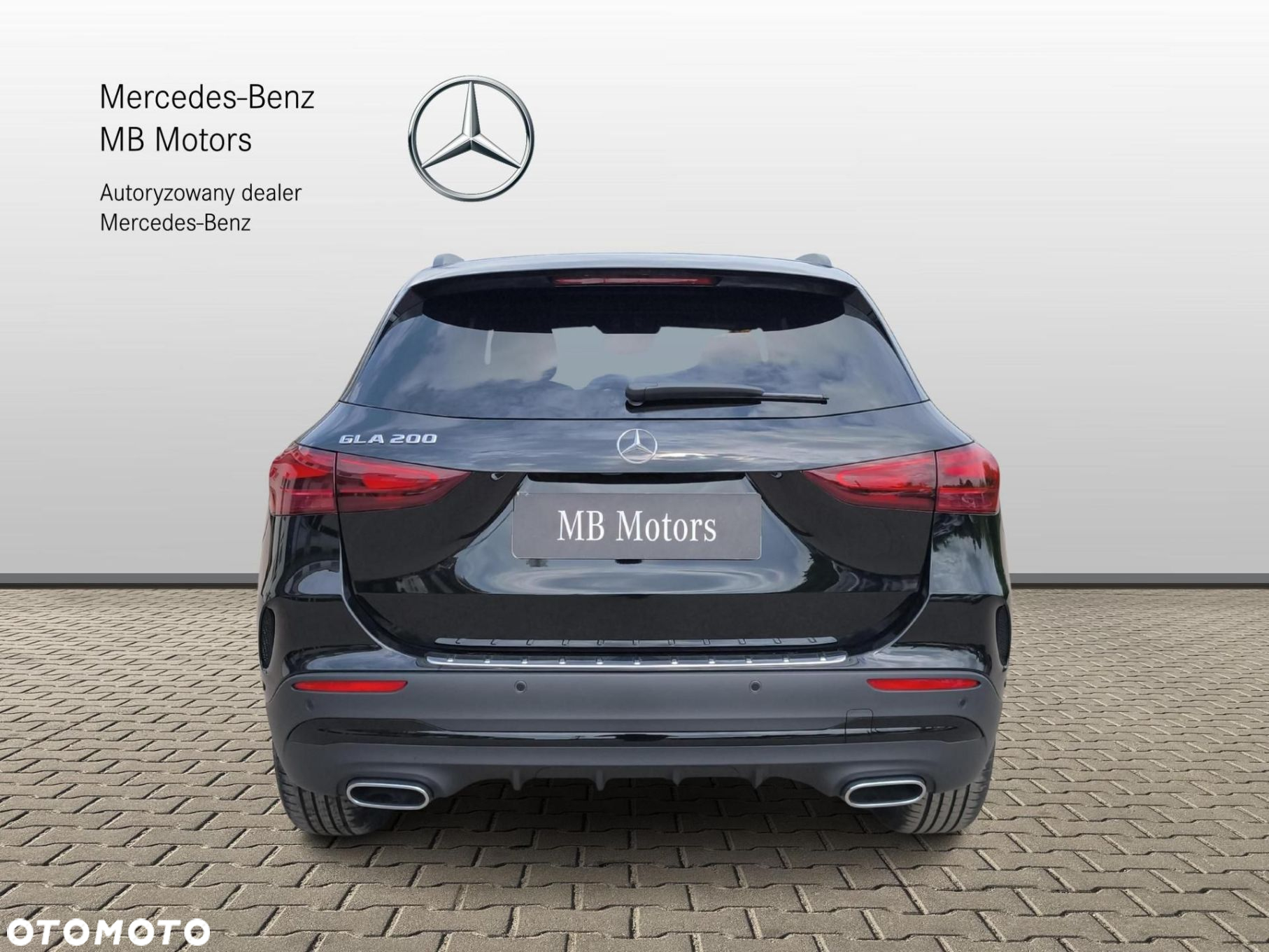 Mercedes-Benz GLA - 8