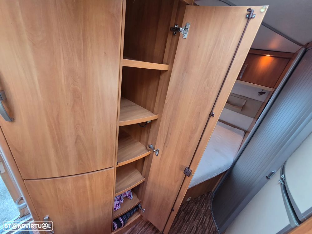 Hymer Tramp CL 652 Cama francesa Frigorífico Grande - 11