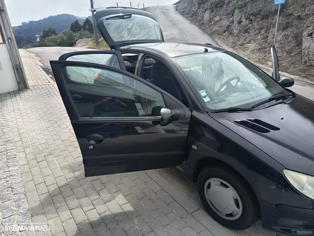 Peugeot 206 1.1 XR - 10