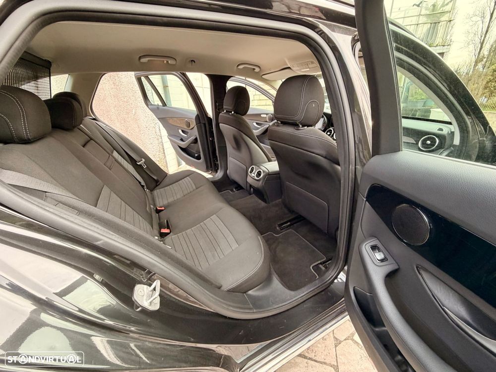 Mercedes-Benz C 180 - 11