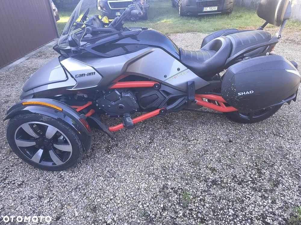 Can-Am Spyder - 3