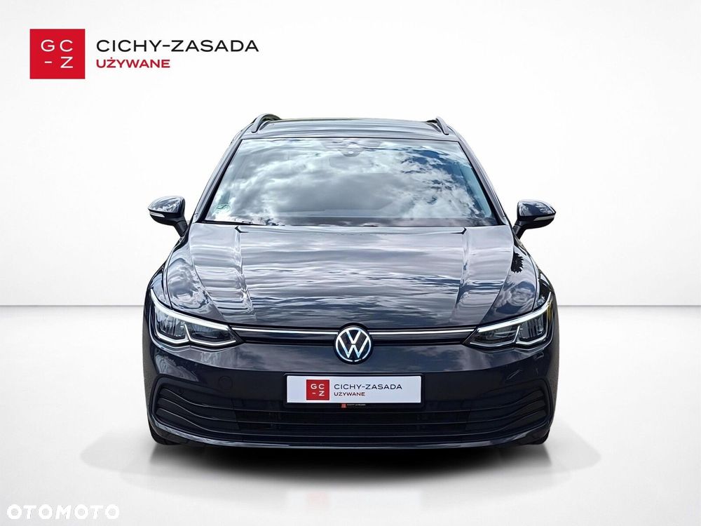 Volkswagen Golf - 8