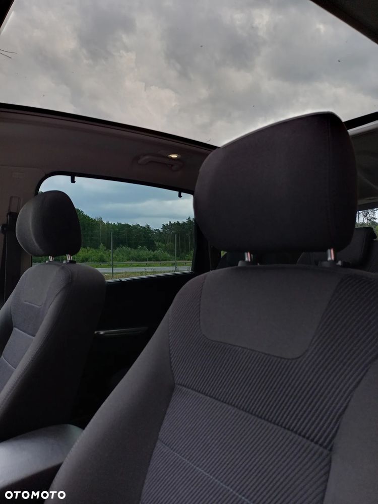 Ford S-Max - 13
