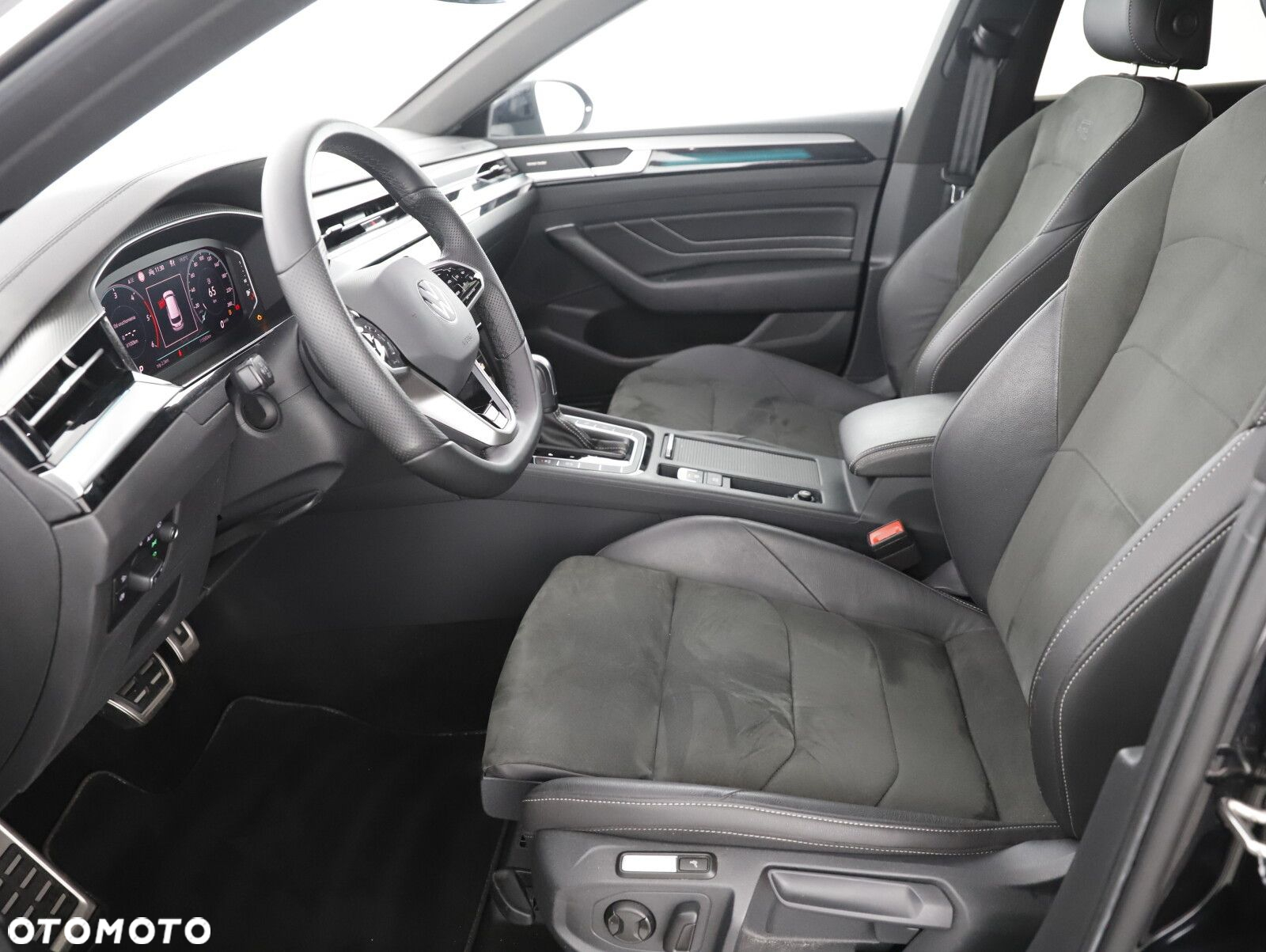 Volkswagen Arteon 2.0 TDI 4Motion R-Line DSG - 9