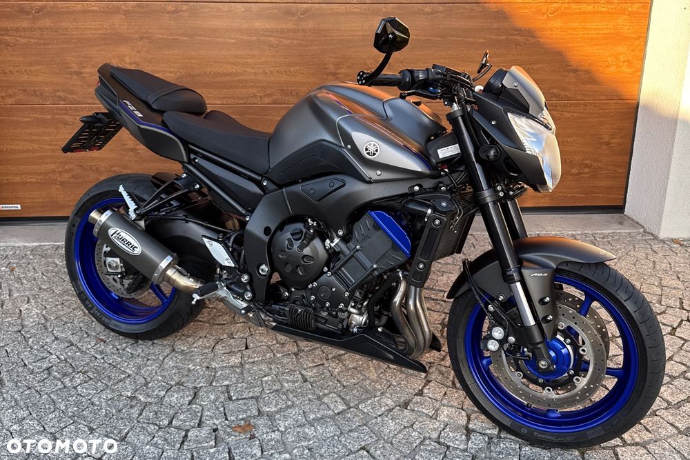 Yamaha FZ8