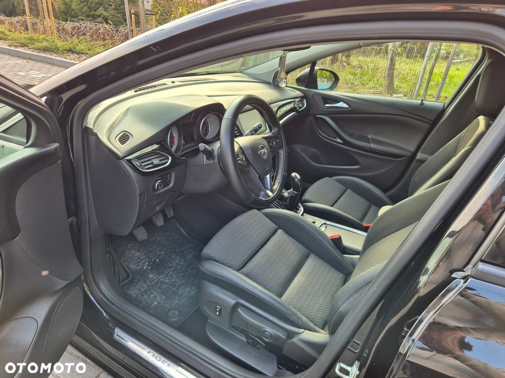 Opel Astra 1.4 Turbo Innovation - 20