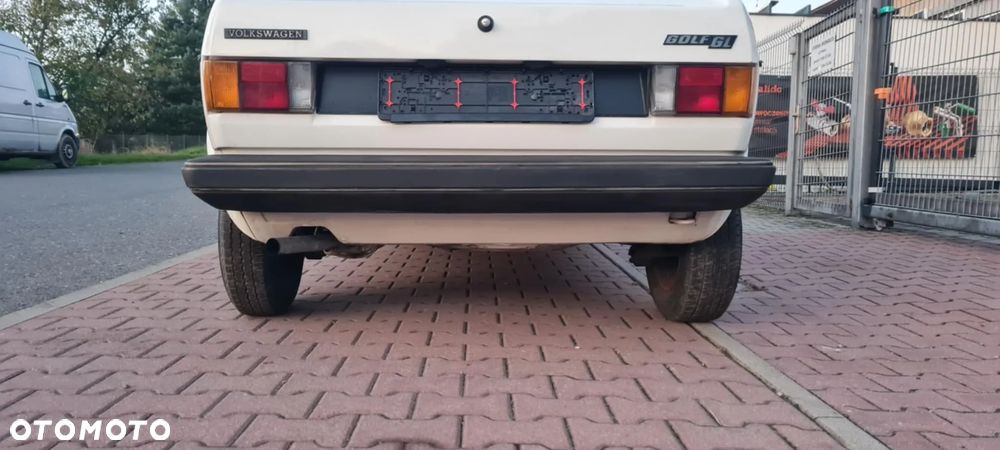 Volkswagen Golf 1.1 - 8