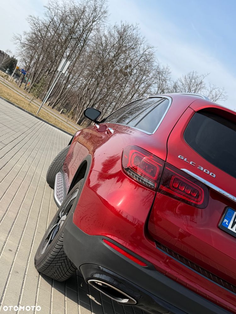 Mercedes-Benz GLC - 7