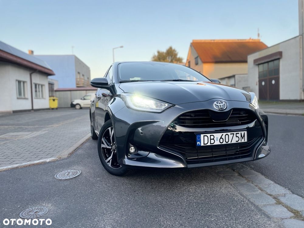 Toyota Yaris Hybrid 1.5 Style - 2