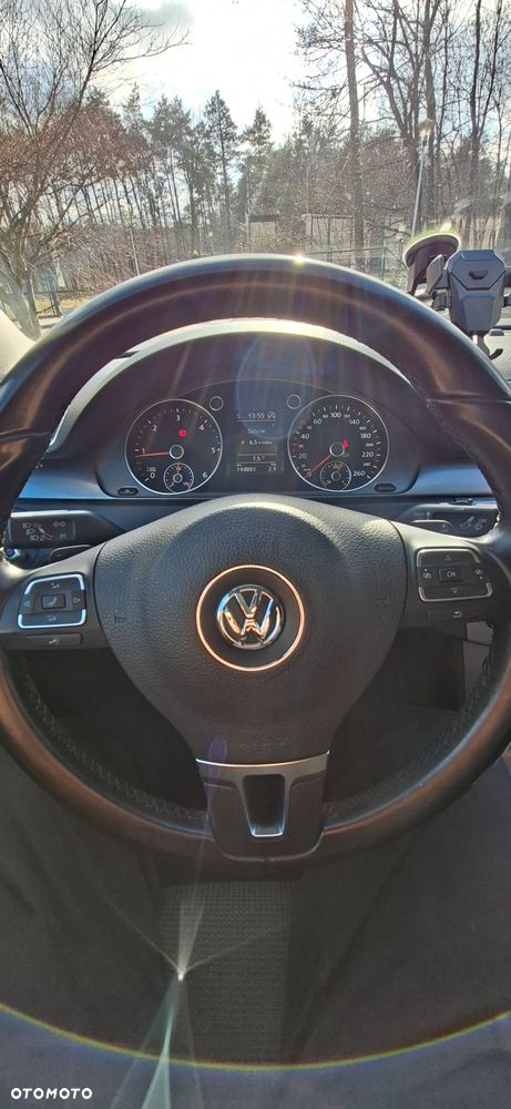 Volkswagen Passat 2.0 TDI DPF Sportline DSG - 11