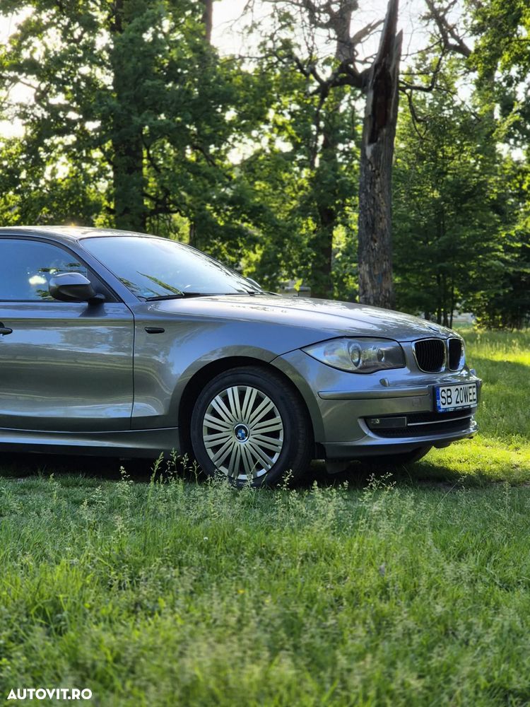 BMW Seria 1 116d - 2