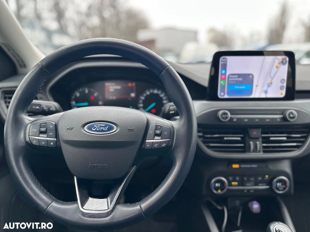 Ford Focus 1.0 EcoBoost Connected - 10