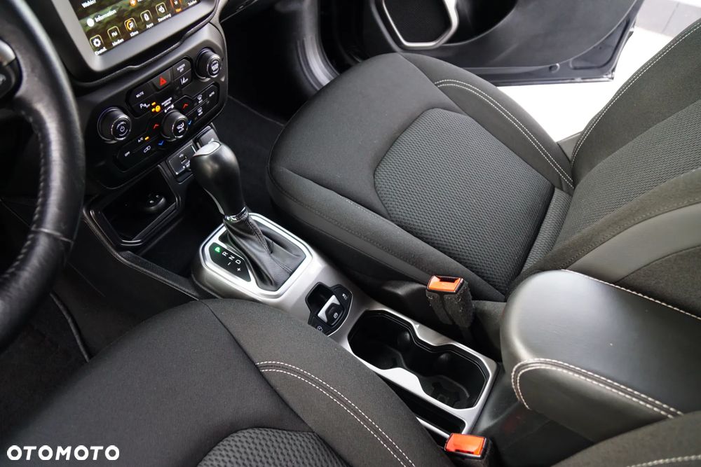 Jeep Renegade 1.3 T-GDI Automatik Limited - 31