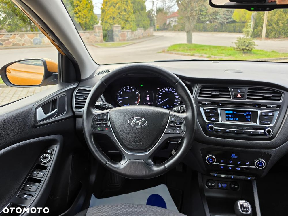 Hyundai i20 1.2 Passion Plus - 30