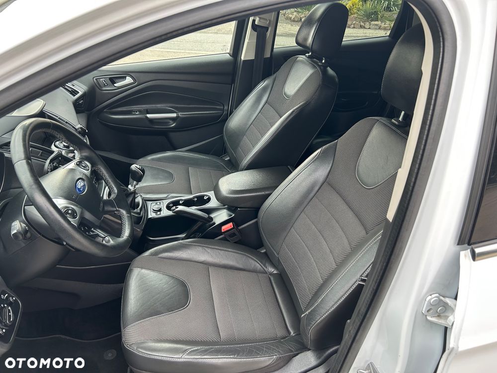 Ford Kuga 1.5 EcoBoost FWD ST-Line ASS - 11