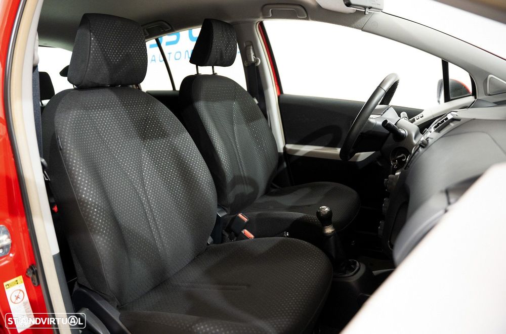 Toyota Yaris 1.0 VVT-i Sol+AC - 9