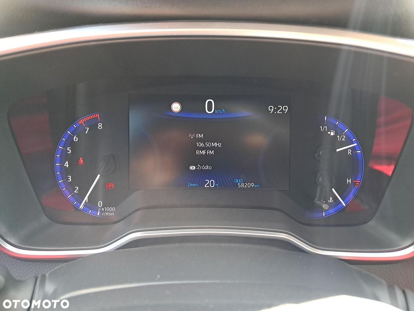 Toyota Corolla - 26