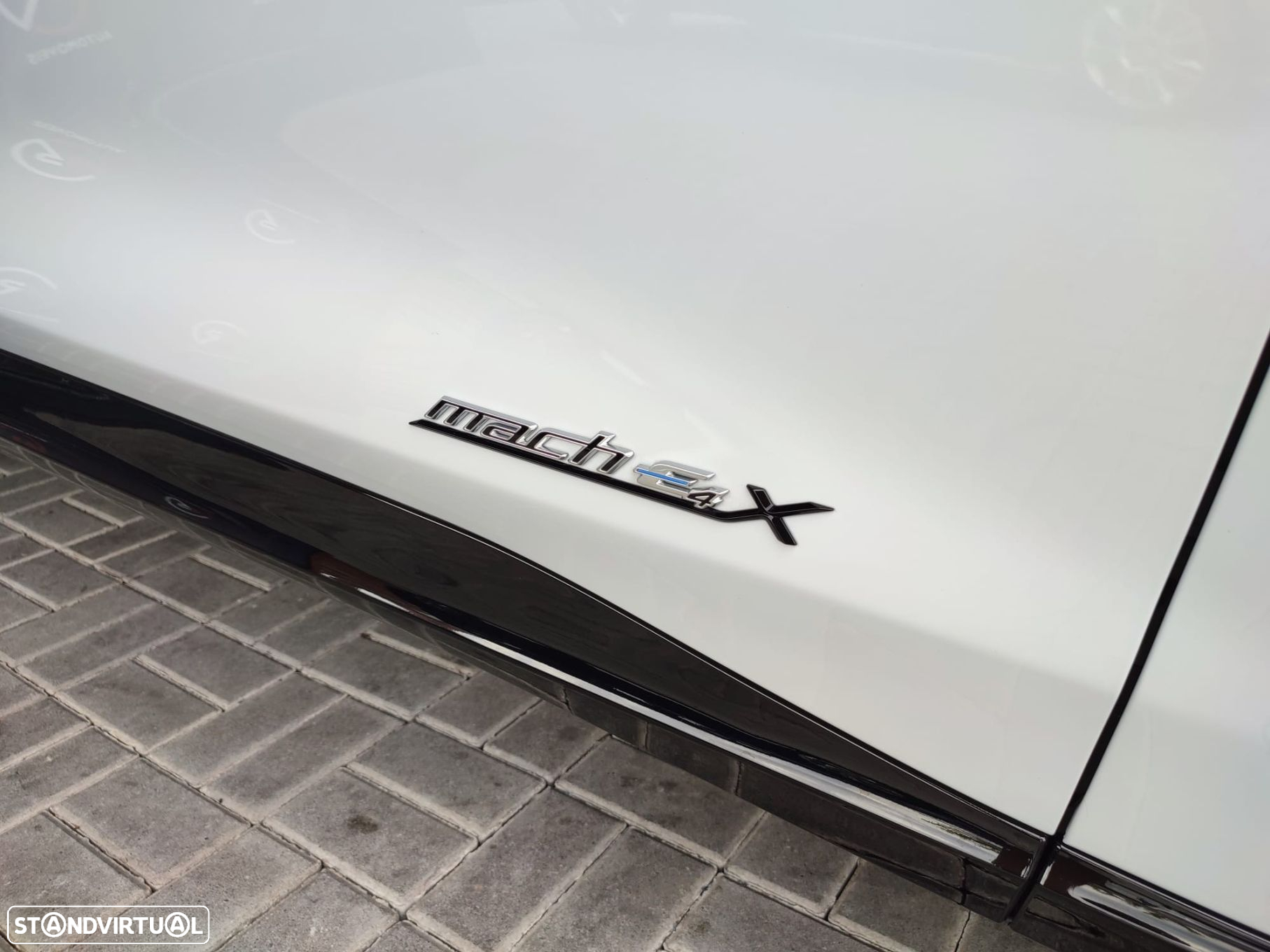 Ford Mustang Mach-E Premium AWD - 43