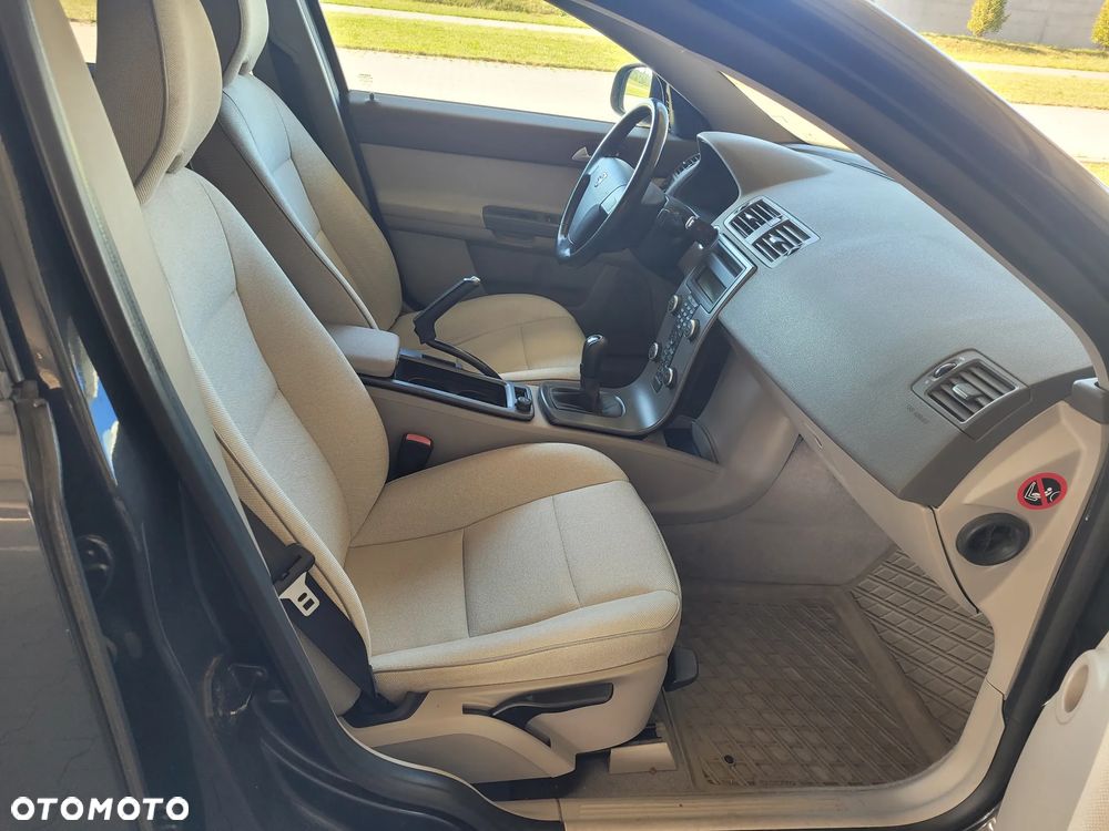 Volvo S40 2.0 Kinetic - 12