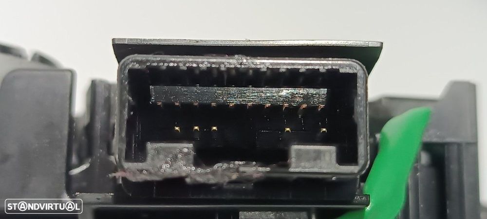 COMANDO DAS LUZES TOYOTA YARIS HYBRID ACTIVE - 2