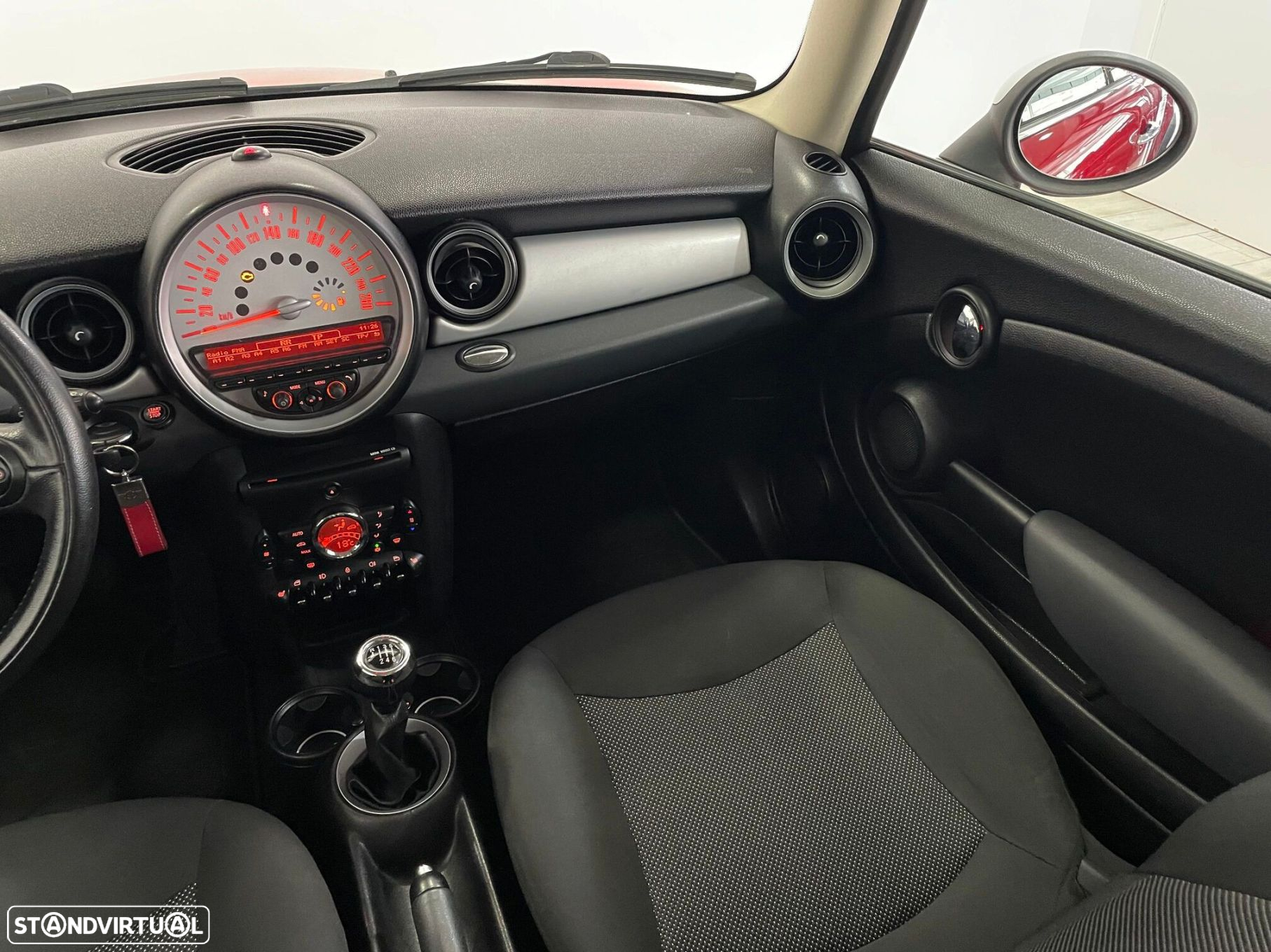 MINI 3 Portas Cooper D - 22