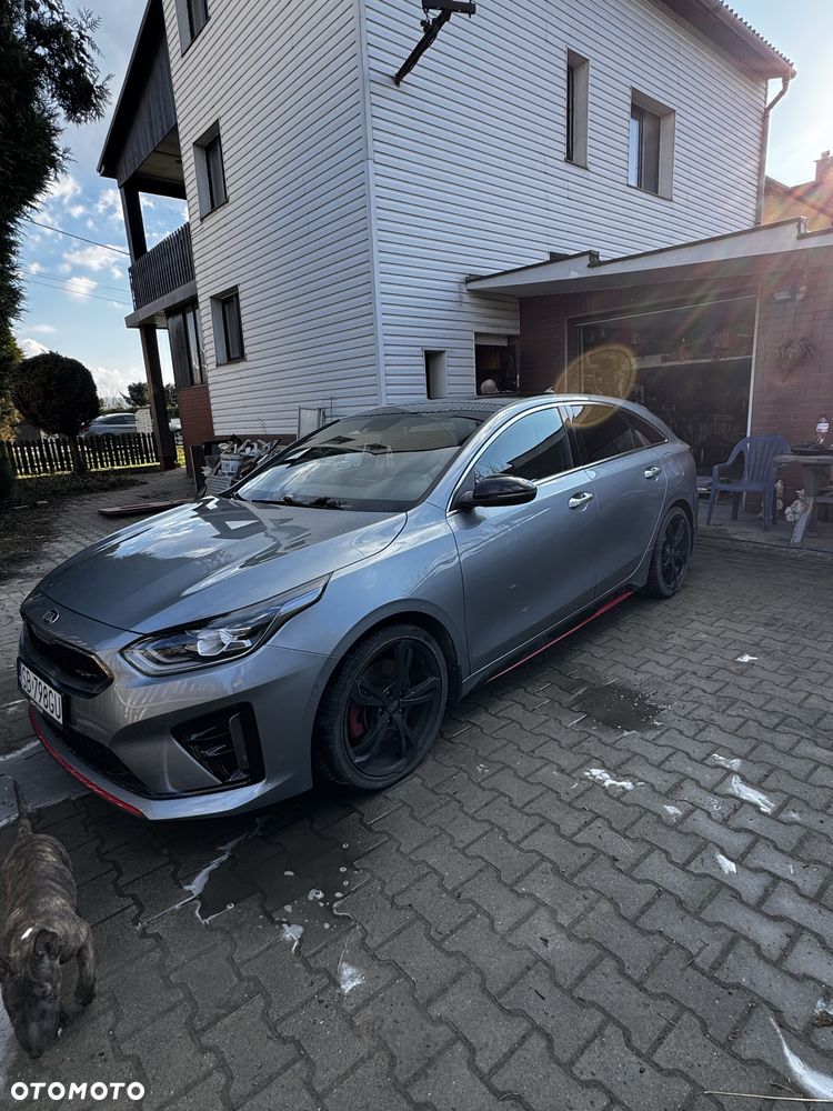 Kia ProCeed