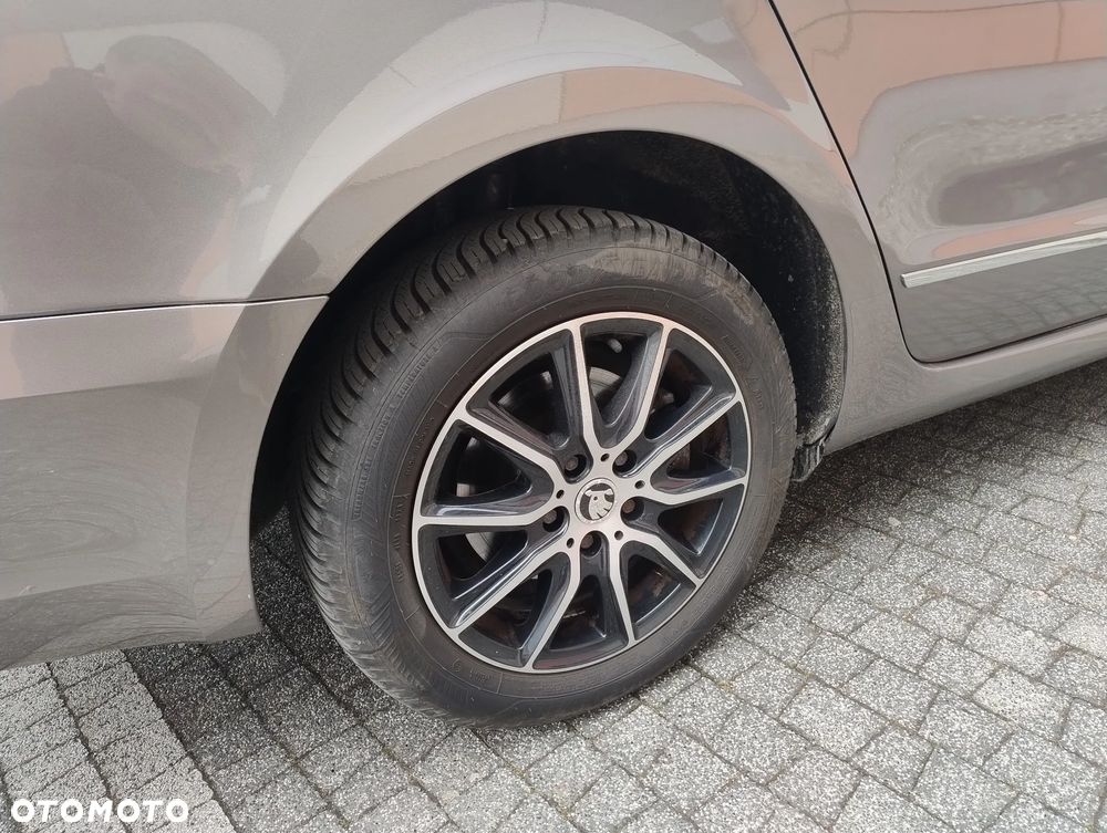 Skoda Superb 2.0 TDI Exclusive - 39