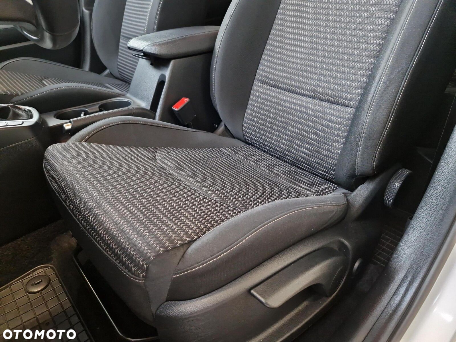 Kia Ceed 1.5 T-GDI M DCT - 12
