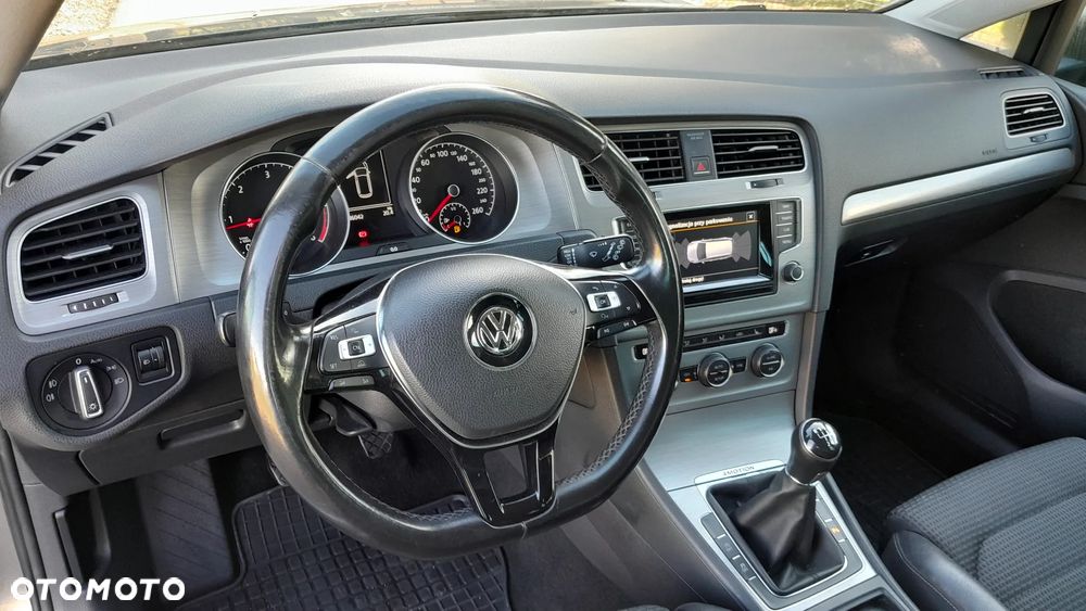 Volkswagen Golf Variant - 21