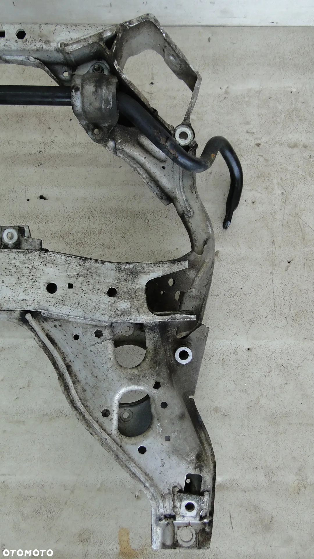 BMW 1 E87 E88 E82 E81 SANKI ŁAWA KOŁYSKA WÓZEK BELKA SILNIKA PRZÓD PRZEDNIA 2.0D - 8