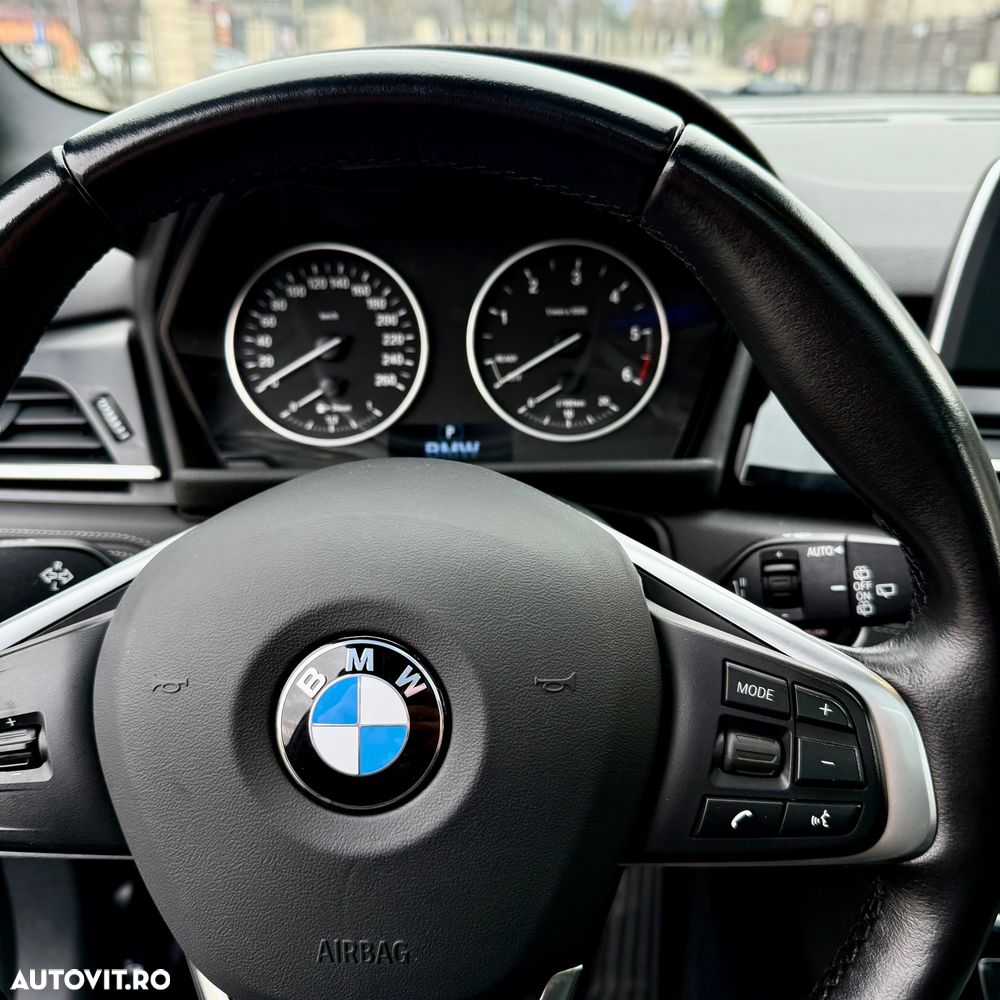 BMW Seria 2 218d Sport-Aut. Sport Line - 13