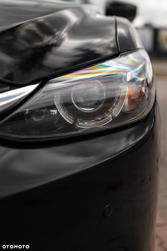 Mazda 6 - 8