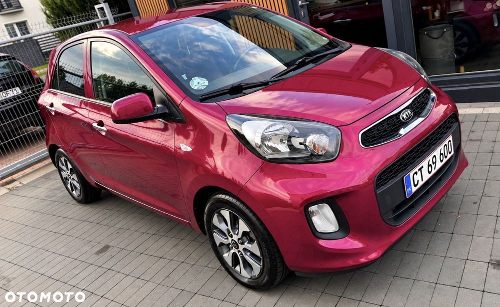 Kia Picanto 1.0 Fifa World Cup Edition - 6