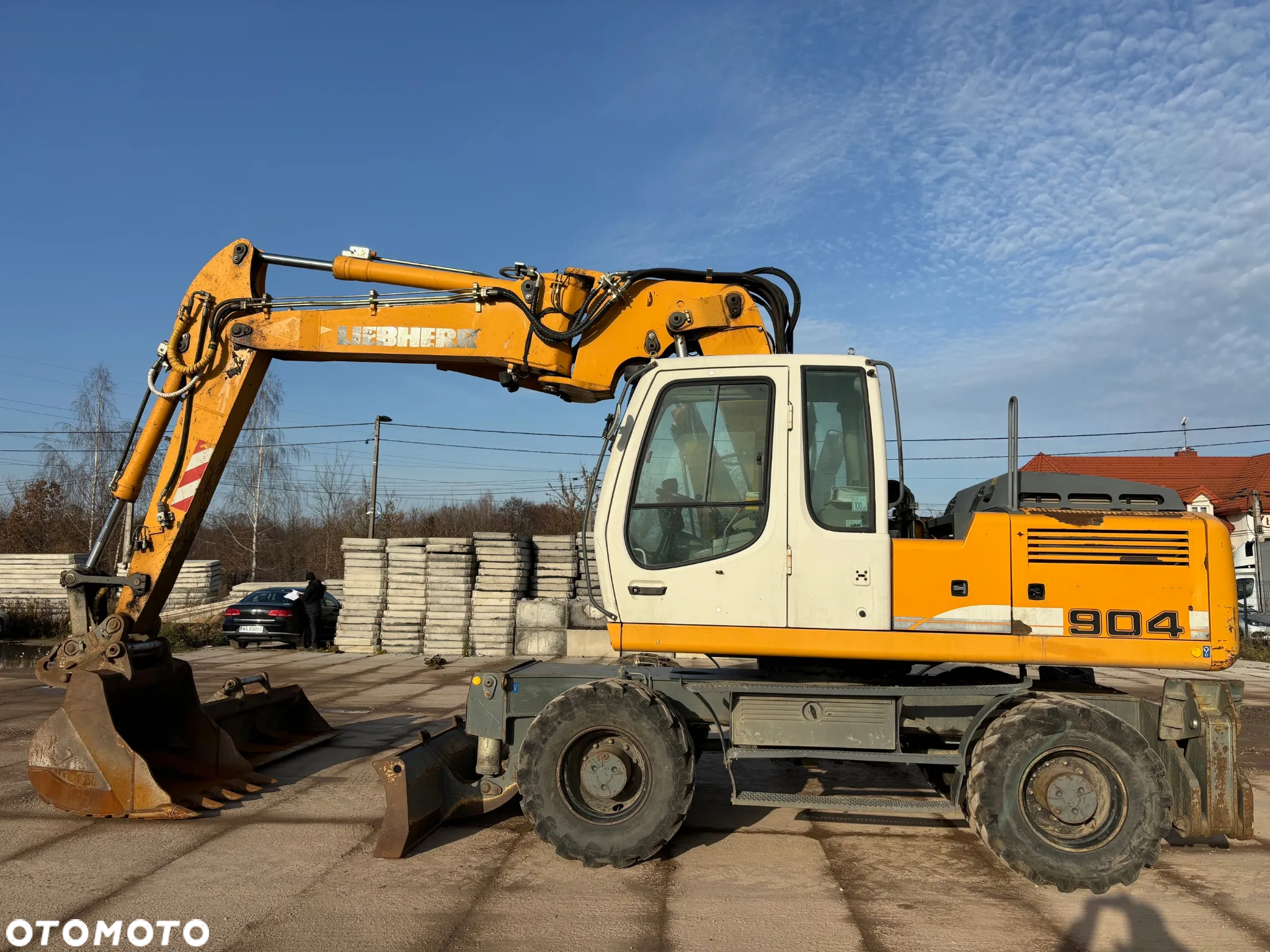 Liebherr A 904 C Litronic /Ramię 3 razy łamane / 2 ramię dodatkowo skrętne / PIĘKNA MASZYNA - 5