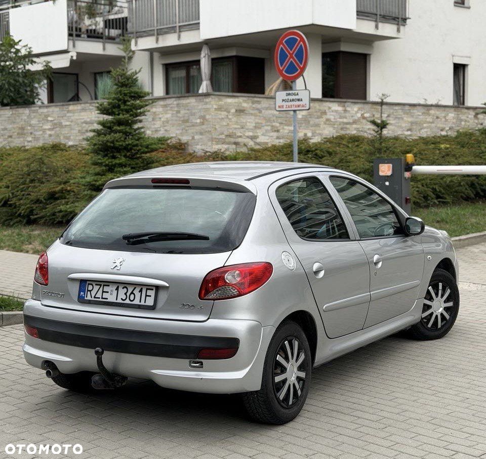 Peugeot 206 plus - 6