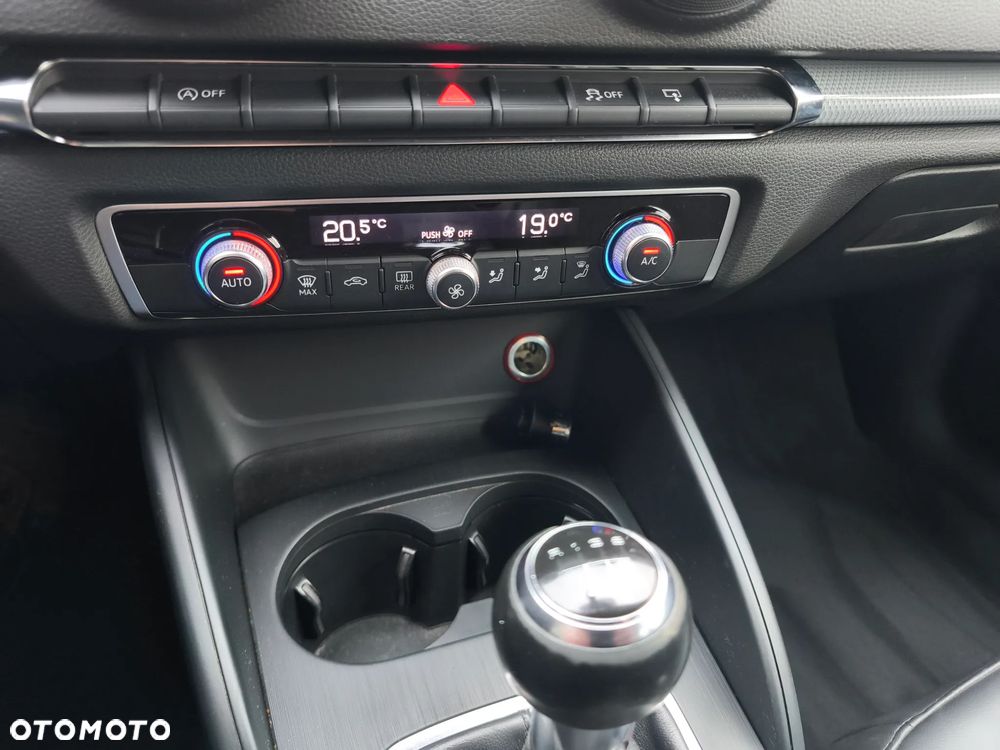 Audi A3 Sportback 1.6 TDI Ambiente - 19