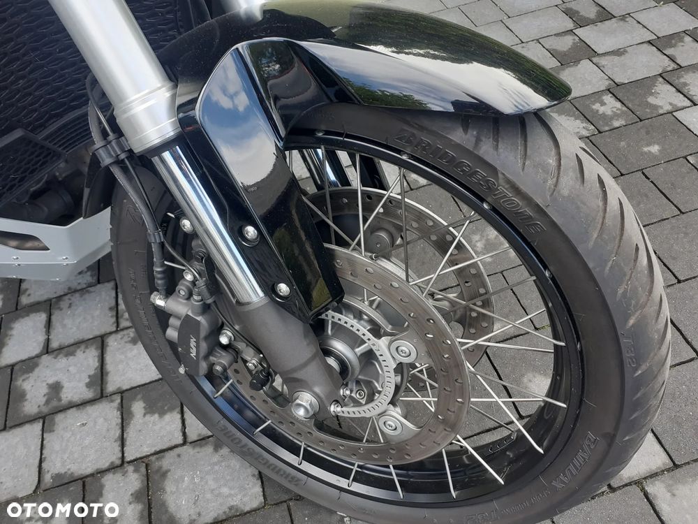 Honda VFR - 2