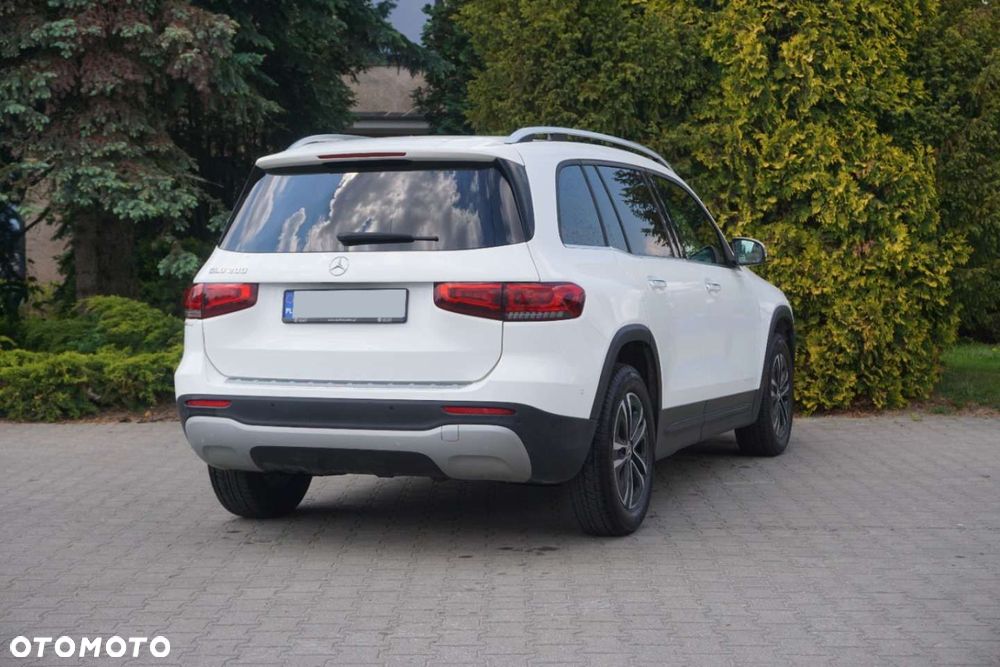 Mercedes-Benz GLB 200 mHEV 7G-DCT - 6