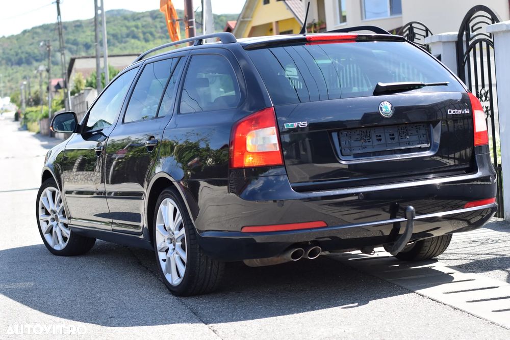 Skoda Octavia 2.0 TDI DPF DSG RS - 4