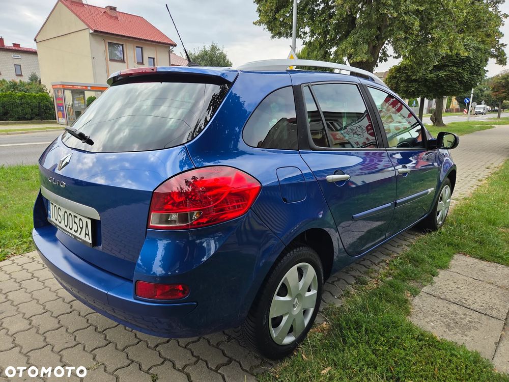 Renault Clio - 6