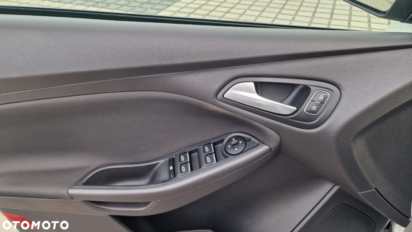 Ford Focus - 8